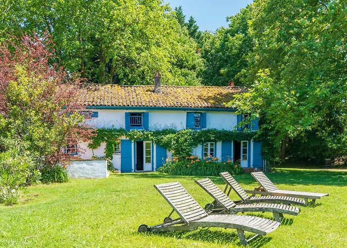 Maison De Charme Avec Jacuzzi